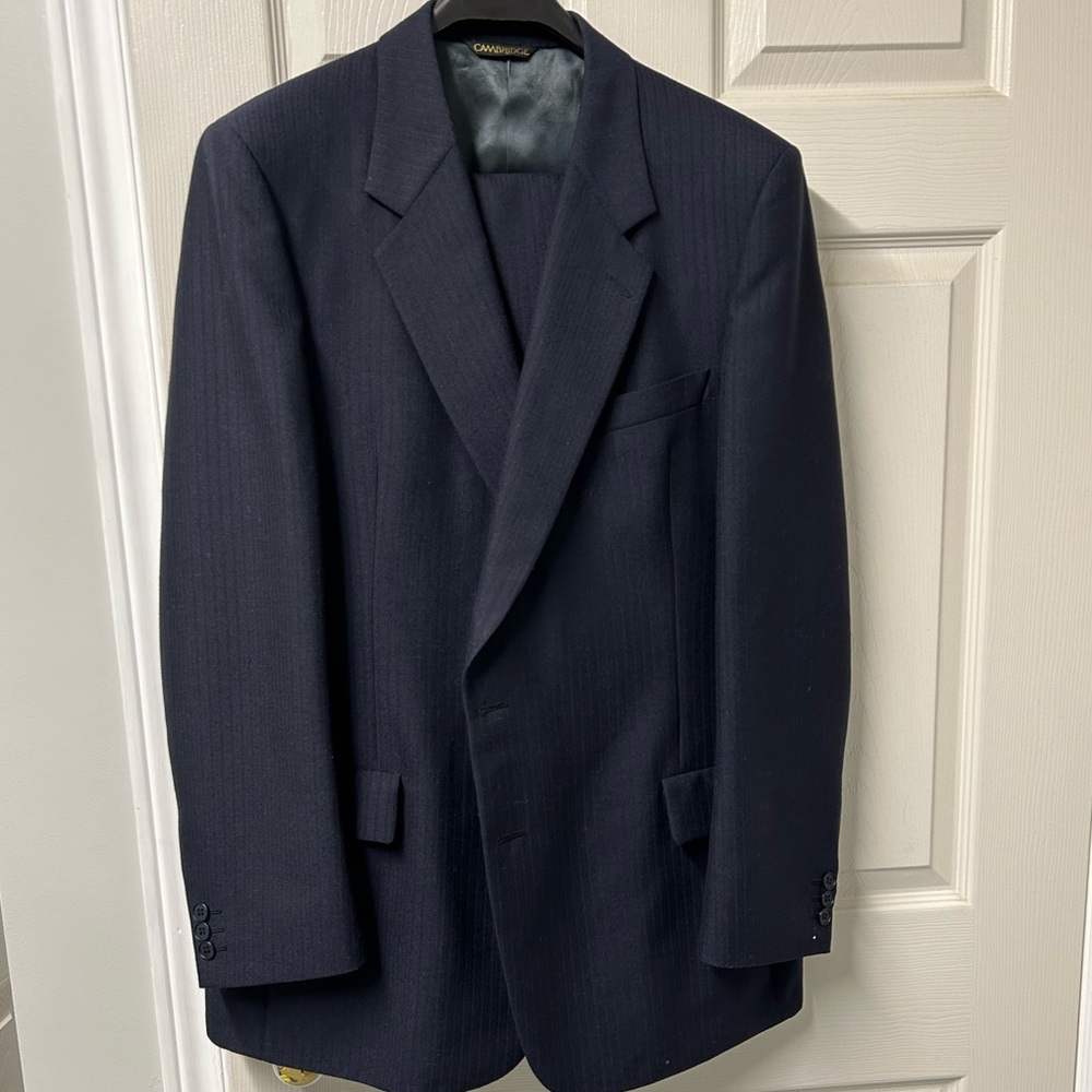 Cambridge Men’s Navy Blue Suit
